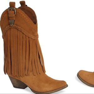 Western Fringe Boot